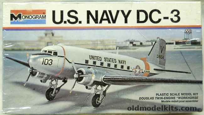 Monogram 1/90 US Navy DC-3 / R4D-5, 7590 plastic model kit